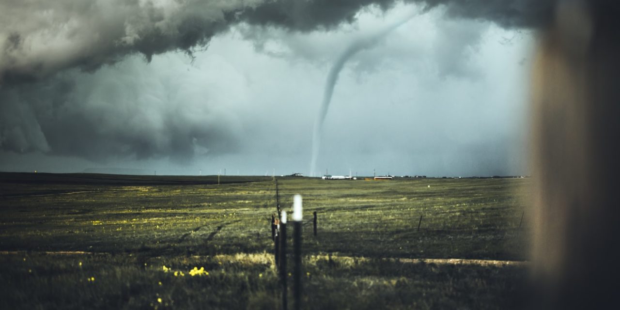 Hurricanes Tornados! Tornadoes!